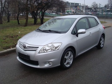 Toyota Auris I Hatchback 1.33VVT-i 100KM 2010 TOYOTA AURIS LIFTING BENZYNA CLIMATRONIC PARKTRONIC ALU OPŁACONA Z NIEMIEC