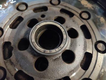 AUDI A4 B6 B7 VW 1.8T KOLO DVOUHMOTNÉ B17400603 KOTOUČ PŘÍTLAČÁK