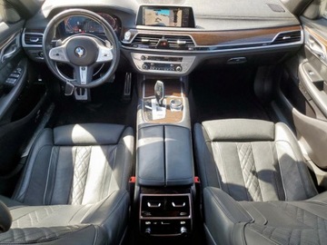 BMW 2022 BMW Seria 7 740 I 2022 3.0l 3.0 Benzyna 335KM, zdjęcie 8