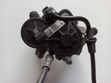 Bmw x1 f48 суппорт тормозной задний левый 6798961