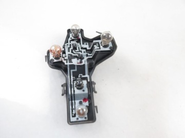 ВСТАВКА ФОНАРЯ ЛЕВАЯ ЗАДНЯЯ VW TOURAN 1T0945257D