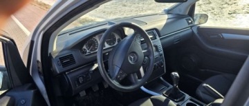 Mercedes Klasa B W245 180 CDI 109KM 2007 Mercedes-Benz Klasa B Mercedes B180 2.0D 2007r, 6 biegow klima 2.0 Diesel, zdjęcie 4