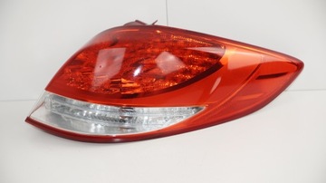 SVĚTLO PRAVÝ ZADNÍ HYUNDAI VELOSTER 11-18R^