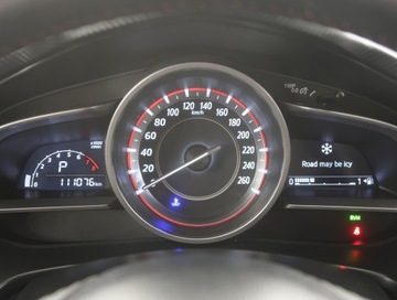Mazda 3 III Hatchback  2.0 SKYACTIV-G 120KM 2015 Mazda 3 2.0 Skyactiv-G, Salon Polska, Automat, zdjęcie 10