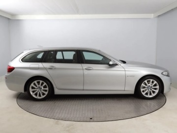 BMW Seria 5 F10-F11 Touring Facelifting 520d 190KM 2016 BMW 5 520d, 187 KM, Automat, Skóra, Navi, Xenon, zdjęcie 4