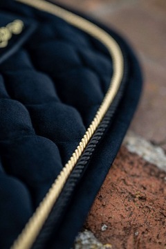 Подседельная подушка DL Pure Black Velvet, черная