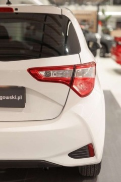 Toyota Yaris III Hatchback 5d Facelifting 1.0 VVT-i 69KM 2017 Toyota Yaris 1.0 Active Benzyna 69KM, zdjęcie 24