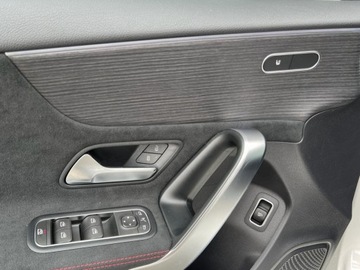 Mercedes Klasa A W177/V177 Hatchback Facelifting 2.0 220 190KM 2024 A Klasa 220 4-Matic AMG Line 2.0 (190KM) 2024, zdjęcie 11