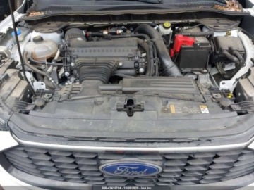 Ford Kuga III 2023 Ford Kuga 2023 r., 2,0L PLATINIUM 2.0 Benzyna 250KM, zdjęcie 11