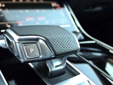 Audi Q8 2026 AUDI Q8 / E-Tron SQ8 TFSI quattro Suv 4.0 (503KM) 2026, zdjęcie 12