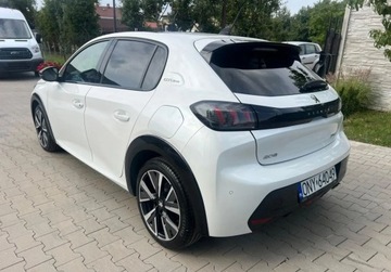 Peugeot 208 II Hatchback 1.2 PureTech 102KM 2020 Peugeot 208 1.2 Benzyna 100 KM Panorama LED Nawigacja Kamera Sensor 1.2, zdjęcie 3