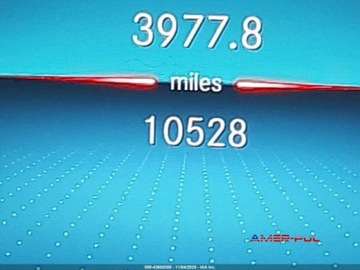 Mercedes GLB 2023 Mercedes-Benz GLB 2023 r., 2,0L 250 4MATIC 2.0 Benzyna 221KM, zdjęcie 7