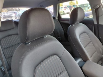 Audi A4 B8 Avant 2.0 TDI 143KM 2011 Audi A4 Avant Klimatronik Alu PDC Komputer Tempomat 2.0 Diesel 143KM, zdjęcie 13