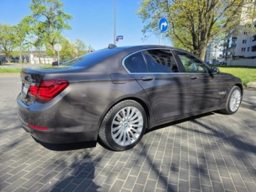 BMW Seria 7 F01 Sedan Facelifting 730d 258KM 2012 BMW 7 730d xDrive 3.0l diesel 258KM xDrive AWD/4X4 8 lat w jednych rękach, zdjęcie 30