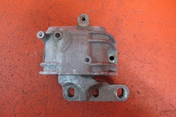 VW GOLF PLUS 5M1 5 V 1.9 TDI BXF SEAT AUDI SKODA ŁAPA PODUSZKA SILNIKA