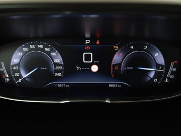 Peugeot 3008 II Crossover 1.5 BlueHDI 130KM 2019 Peugeot 3008 1.5 HDi Automat Business Klimatyzacja, zdjęcie 21