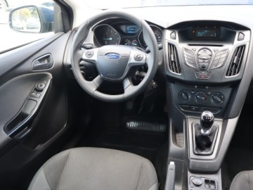 Ford Focus III Hatchback 5d 1.6 Duratorq TDCi DPF 95KM 2013 Ford Focus 1.6 TDCi, Salon Polska, Klima, zdjęcie 6