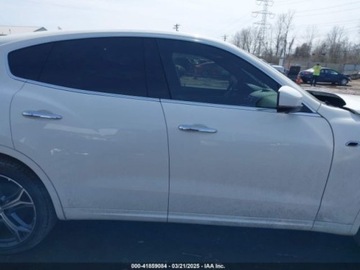 Maserati Levante 2022 Maserati Levante 2022 MASERATI LEVANTE GT 3.0 Benzyna 345KM, zdjęcie 8
