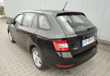 Skoda Fabia III Kombi Facelifting 1.0 TSI 95KM 2020 Skoda Fabia Skoda Fabia III Krajowy ,serwis Benzyna 95KM, zdjęcie 2