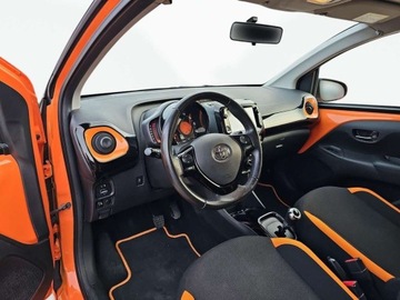 Toyota Aygo II Hatchback 3d Facelifting 1.0 VVT-i 72KM 2019 Toyota Aygo Salon PL, Automat, Kamera, Car Play Benzyna 72KM, zdjęcie 8