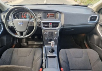 Volvo V40 II Hatchback 1.6 T2 120KM 2013 Volvo V40 1.6 benzyna Xenon Serwis ASO Led Klima 1.6 Benzyna 120KM, zdjęcie 32