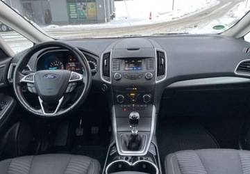 Ford S-Max II Van 2.0 EcoBlue 150KM 2019 Ford S-Max Ford S-Max 2.0 EcoBlue Trend 2.0 Diesel 150KM, zdjęcie 28