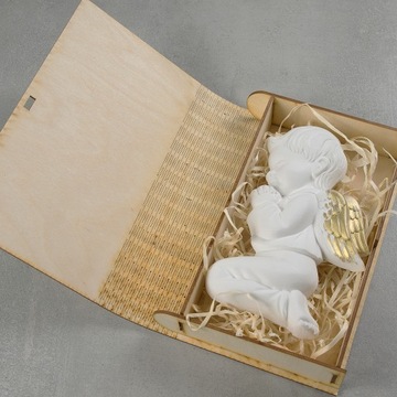 ДЕРЕВЯННАЯ КОРОБКА ПРИЧАСТНИЧЕСКИЕ СУВЕНИРЫ И СВЯТОЕ ПРИЧАСТИЕ