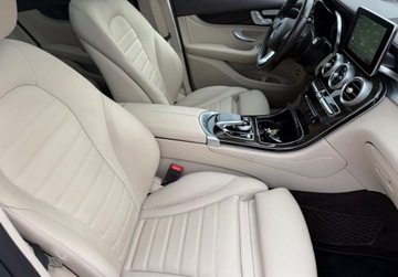 Mercedes GLC C253 SUV 2.0 250 211KM 2018 Mercedes-Benz GLC 2.0 i 211Ps Panorama dach FULL LED Extra stan 2.0, zdjęcie 9