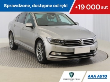 Volkswagen Passat B8 Limousine 2.0 TDI 150KM 2015 VW Passat 2.0 TDI, Salon Polska, 1. Właściciel