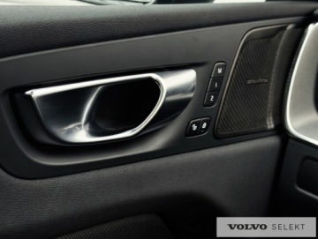 Volvo XC60 II Crossover Plug-In Facelifting 2.0 T6 350KM 2025 Volvo XC 60 T6 Plug-In | AWD | Plus Dark | FV23% |, zdjęcie 34