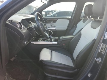 Mercedes GLB 2021 Mercedes-Benz GLB 250 4Matic 2021 2.0 Benzyna 221KM, zdjęcie 7