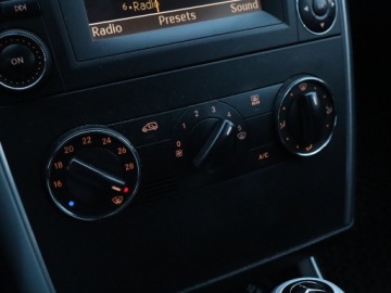 Mercedes Klasa B W245 200 CDI 140KM 2008 Mercedes B B 200 CDI , Automat, Klima, Tempomat, zdjęcie 14