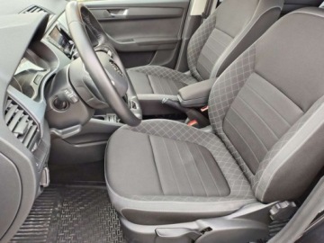 Skoda Fabia III Kombi Facelifting 1.0 TSI 95KM 2021 Skoda Fabia 1.0 TSI 95KM Ambition klimatyzacja Czujniki Salon PLSerwis ASO, zdjęcie 8