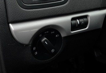 Skoda Yeti Minivan 2.0 TDI CR DPF 4x4 140KM 2011 Skoda Yeti 2.0 Diesel 140 KM 4x4 Nawigacja 2.0 Diesel 140KM, zdjęcie 22