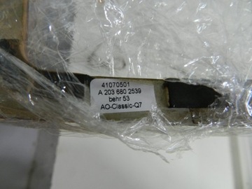 РАМА КОНСОЛИ ДЕКОР ДЕРЕВА MERCEDES W203 C-CLASS