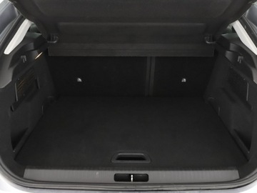 Citroen C4 III SUV 1.5 BlueHDi 110KM 2021 Citroen C4 Kamera, Navi, Aut.klima, Bluetooth, zdjęcie 19