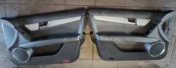 MERCEDES W204 07-14r BOCZEK DRZWI PRAWY PRZÓD