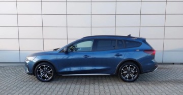 Ford Focus IV 2025 Ford Focus Full LED matrycowe, BLIS, fotele AGR, tempomat adaptacyjny 155KM, zdjęcie 2