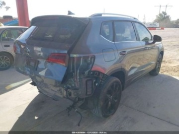 Volkswagen 2024 Volkswagen Inny TAOS, 2024r., 1.5L 1.5 Benzyna 158KM, zdjęcie 3