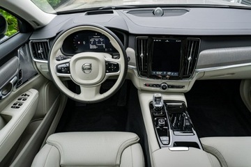 Volvo V90 II Plug-In Facelifting 2.0 T8 Plug-In Hybrid 455KM 2025 Volvo V90 Ultra Dark T8 AWD Plug-in hybrid (310 +, zdjęcie 21