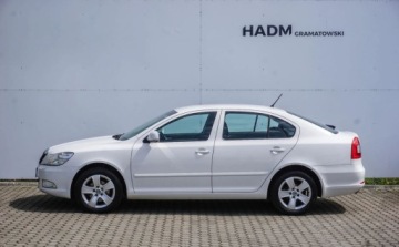 Skoda Octavia II Kombi 1.6 TDI CR DPF 105KM 2011 Skoda Octavia Skoda Octavia 1.6 TDI 105KM 1.6 Diesel 105KM, zdjęcie 4