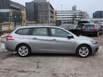 Peugeot 308 II SW Facelifting 1.5 BlueHDI 130KM 2019 Peugeot 308 1.5 BlueHDi, Salon Polska, Serwis ASO, zdjęcie 5