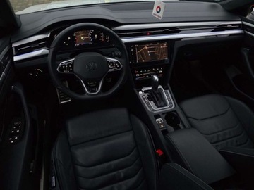 Volkswagen Arteon Fastback Facelifting 2.0 TSI 190KM 2023 Volkswagen Arteon 2.0TSI 190KM R-Line DSG FV23 DCC skory Nappa Hak Pakiety, zdjęcie 32