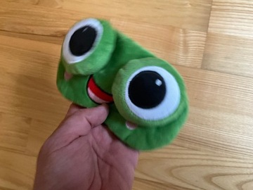 OPASKA NA OCZY MASKA DO SPANIA SNU RELAKSU żabka ŻABA OLDMAN NA GUMCE PLUSZ