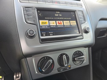 Volkswagen Polo V Hatchback 3d Facelifting 1.2 TSI BlueMotion Technology 90KM 2016 Volkswagen Polo 1.2 TSI 90KM Comfortline klima nav, zdjęcie 18