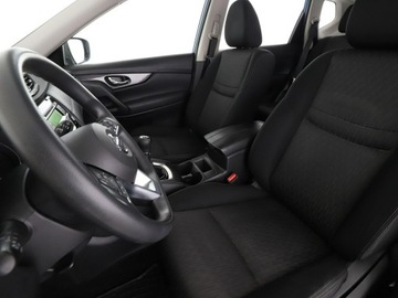Nissan X-Trail III Terenowy 1.6 DIG-T 163KM 2017 Nissan X-Trail lift PDC tempomat Bluetooth, zdjęcie 12