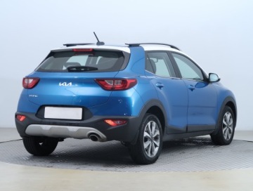 Kia Stonic I Crossover Facelifting 1.0 T-GDI 100KM 2022 Kia Stonic 1.0 T-GDI, Automat, VAT 23%, Klima, zdjęcie 4