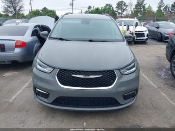 Chrysler Pacifica II 2022 Chrysler Pacifica Touring L 2022 3.6l 3.6 Benzyna 287KM, zdjęcie 7