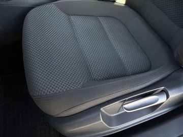 Volkswagen Jetta VI Sedan Facelifting 1.4 TSI 125KM 2016 Volkswagen Jetta 1.4TSI 125KM Comfortline (Salon P, zdjęcie 15