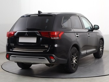 Mitsubishi Outlander III SUV Facelifting 2017 2.0 150KM 2019 Mitsubishi Outlander 2.0, Salon Polska, zdjęcie 4